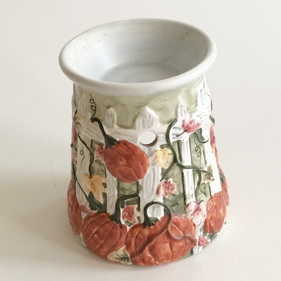 Yankee Candle Fall Thanksgiving Tart Wax Warmer - Picture 1 of 9